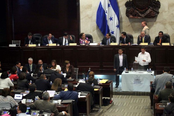 Congreso naufraga en elección de magistrados de la Corte