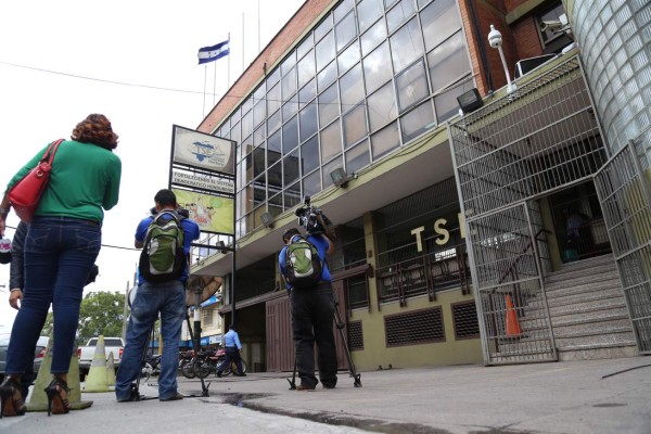 Unos 6 alcaldes dejarán la silla municipal para buscar la diputación