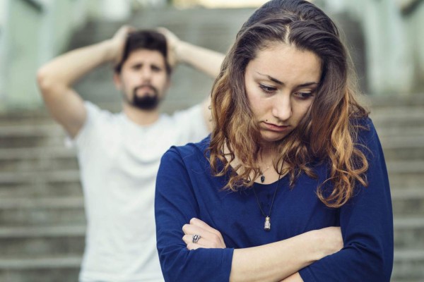 Jefa desea seducirlo a cambio de un aumento salarial