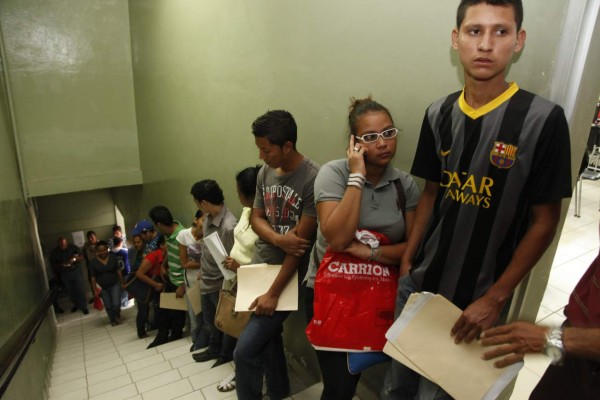 Disponibles 500 plazas en call center para porteños