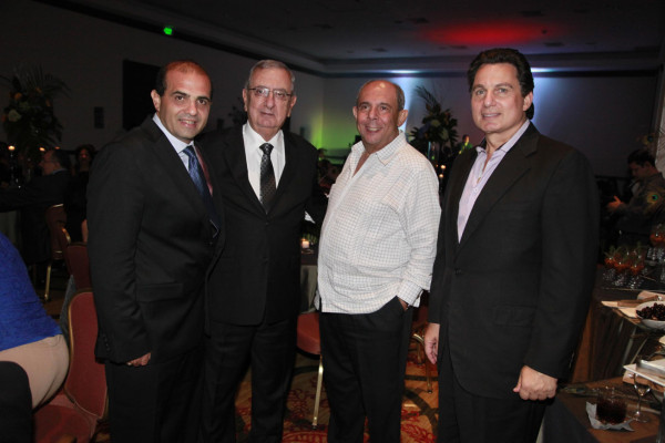 Los setenta años de Emín Abufele