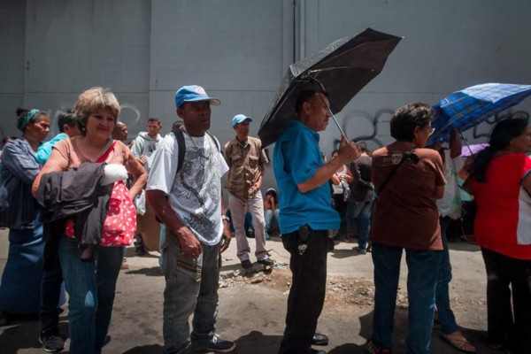 Opositores alertan que Venezuela está al borde de un estallido social&nbsp;&nbsp;
