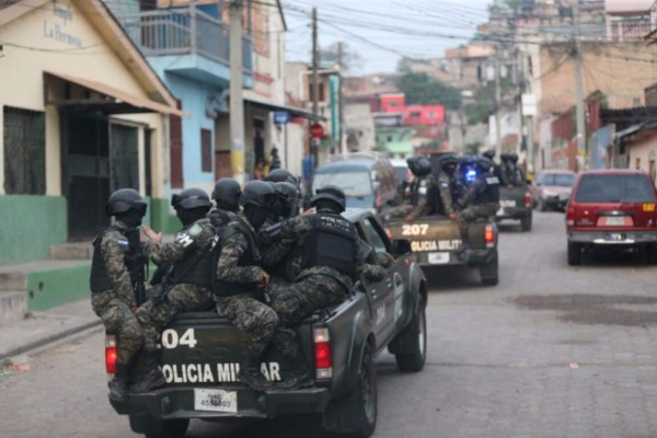 Juan Orlando: 'Estamos golpeando a los extorsionadores”