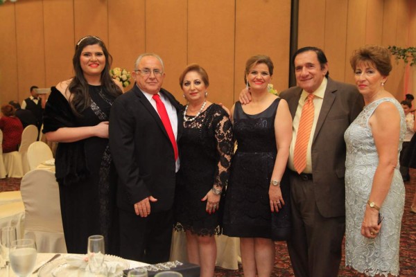 Quince años de Ginan Ivette Handal Canahuati