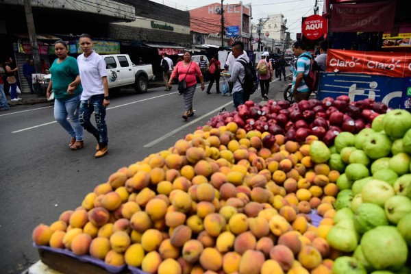 Fuga de capitales: inversión hondureña crece en El Salvador