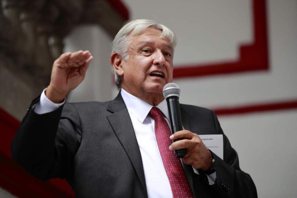 AMLO ratifica que pondrá a consulta nuevo aeropuerto de Ciudad de México
