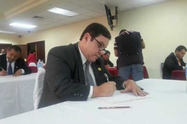 Aplican pruebas de confianza a Consejo de la Judicatura