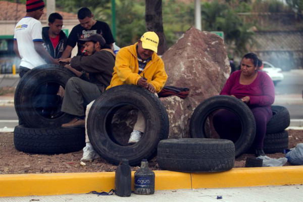 Los hondureños iniciaron 2014 'castigados' por nuevos impuestos