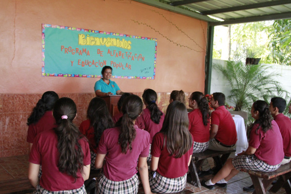 Listos para transformar vidas por medio de alfabetización