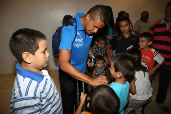 Olimpia viajó con la ilusión del boleto a octavos de Concachampions