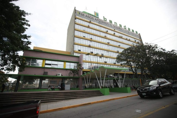 En vigencia readecuaciones y refinanciamiento en Banadesa