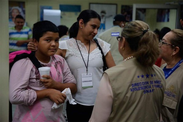 Padre de niño migrante: 'Él no es de la calle, quiero que me lo entreguen'