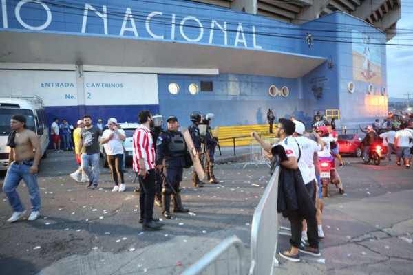 Video: Así fue el caos que se vivió en las calles de Tegucigalpa tras el Olimpia - UPN