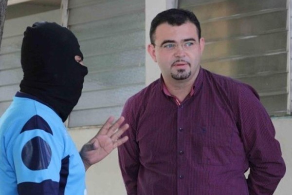 Sacerdote español confiesa que colaboró con pandilleros salvadoreños