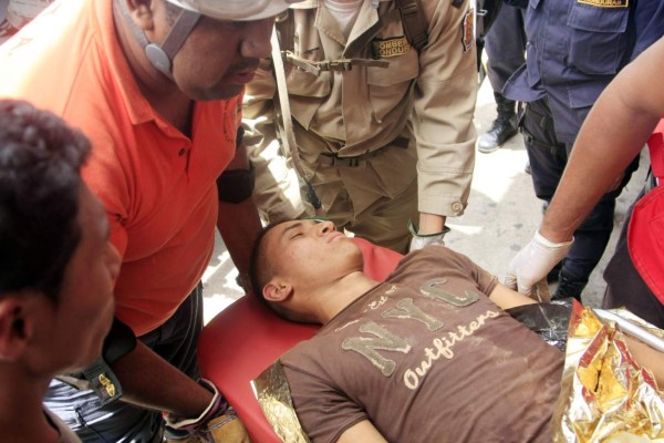 Acaba la pesadilla para tres de los 11 mineros soterrados