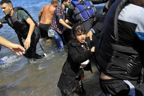 Magnate egipcio comprará dos islas para refugiados