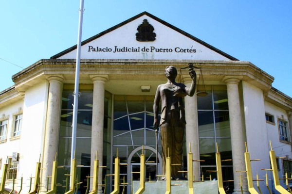 Inicia juicio oral y público contra exgerentes de la ENP por diversos delitos