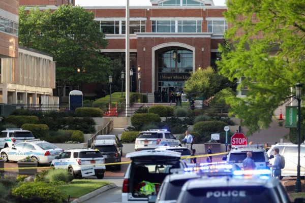Tiroteo en la Universidad de Carolina del Norte deja dos muertos 