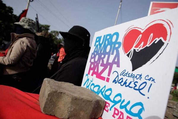 Al menos dos muertos y cinco heridos en nueva jornada violenta en Nicaragua