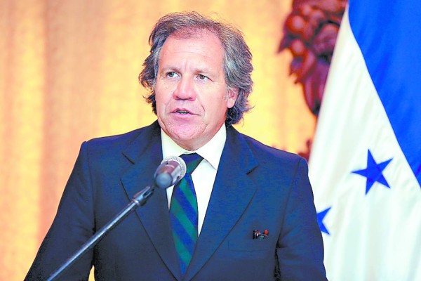 Este viernes esperan la llegada de Luis Almagro, secretario de la OEA