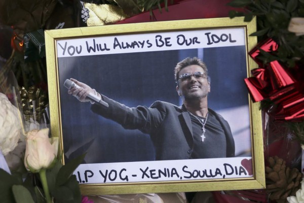Revelan la causa de muerte de George Michael