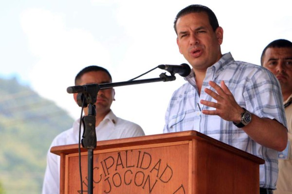 'Quien nada debe, nada teme”: Samuel Reyes