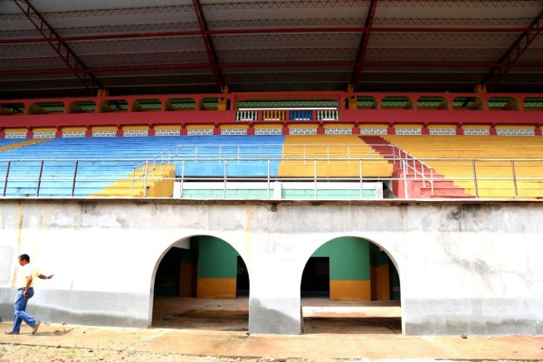 Padre Alberto, pilar del nuevo templo del fútbol olanchano
