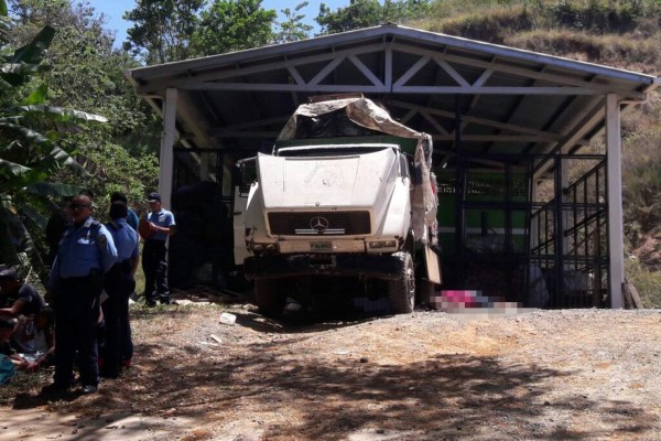 Encuentran muerta a pepenadora en crematorio municipal de Roatán