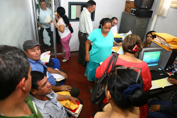 TSC reparará a directores de colegios