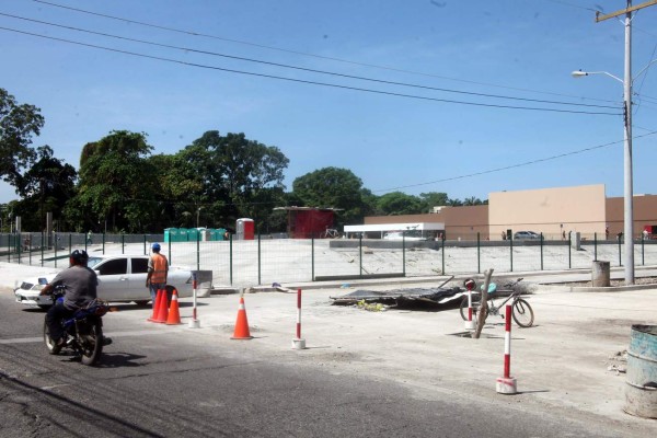 Walmart le apunta a La Ceiba y abrirá su segunda megatienda en noviembre