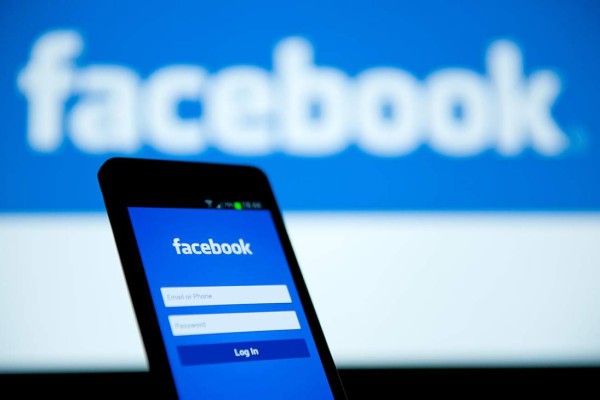 Reporte: Ni usuario ni contraseña, Facebook te pedirá un selfi