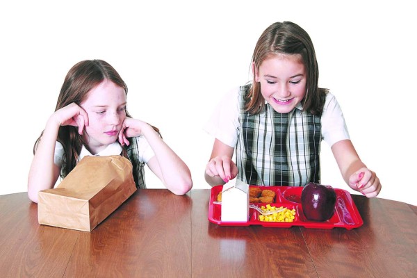 ¿Por qué sienten envidia los niños?