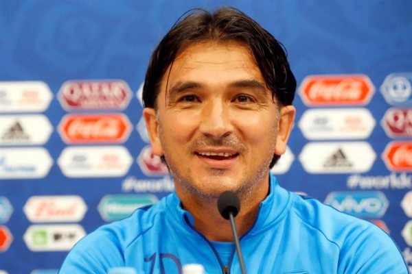 Croacia podría jugar sin Rakitic y Mandzukic contra Islandia