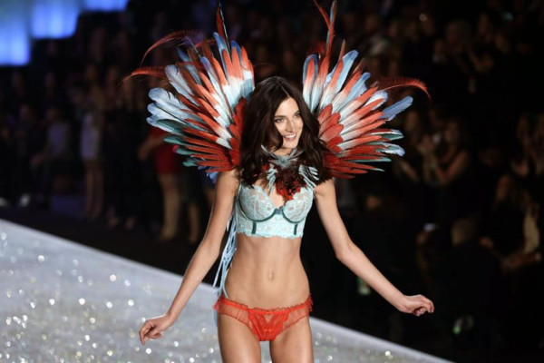 Derroche de sensualidad en el desfile de Victoria's Secret