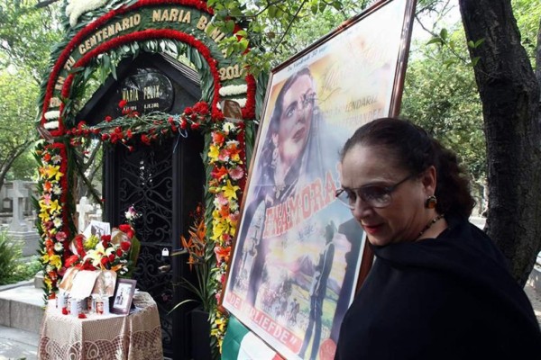 México homenajea a María Félix en el centenario de su nacimiento