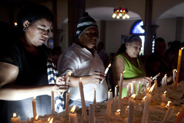 Encuesta global muestra grandes divisiones entre los católicos