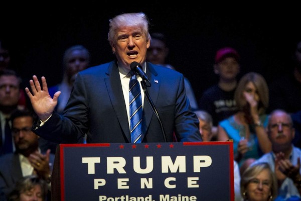 Ex de la CIA acusa a Trump de ser 'agente' de Putin