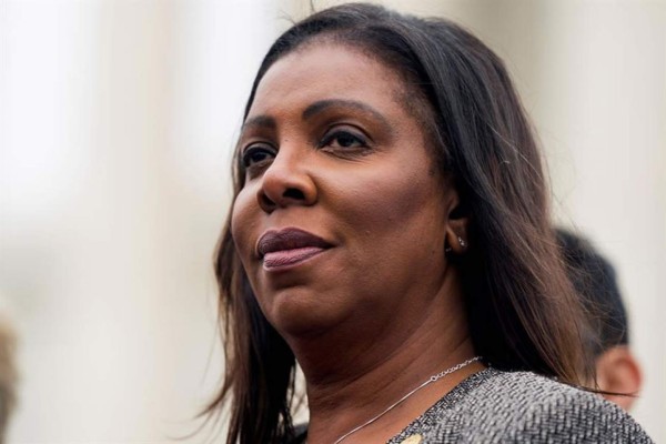 En la imagen, la fiscal general de Nueva York, Letitia James. EFE/Jim Lo Scalzo/Archivo
