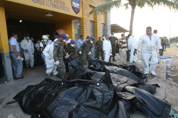 Un día como hoy murieron 360 reos en el penal de Comayagua