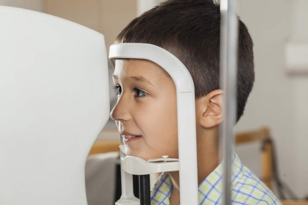 Los punteros láser pueden provocar un daño ocular grave en los niños