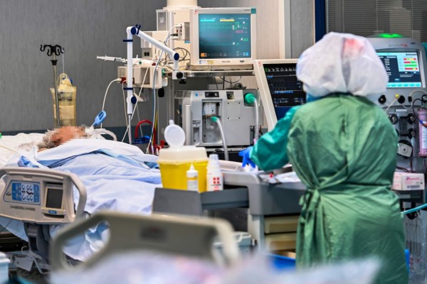 Oxford inicia a probar una vacuna para el coronavirus en humanos esta semana