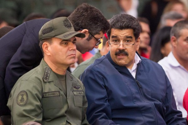 Oposición venezolana da el primer paso para sacar a Nicolás Maduro