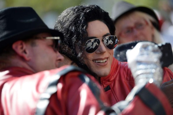 El mundo recuerda a Michael Jackson cinco años después de su muerte