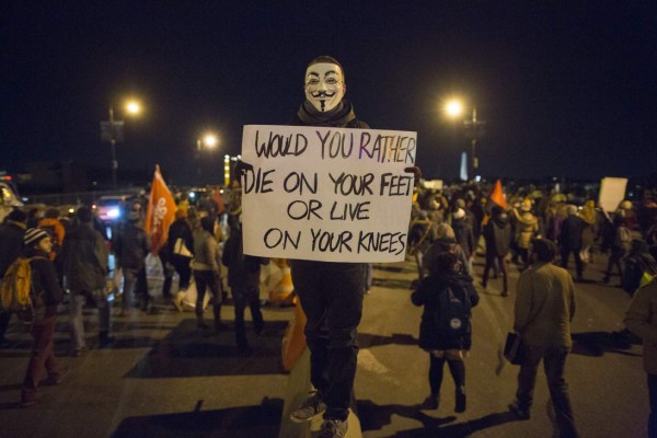 Aumentan protestas raciales en EUA por caso de Eric Garner