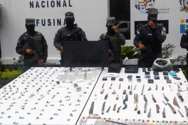 Drogas y más de 22 mil lempiras decomisan en el penal de El Progreso