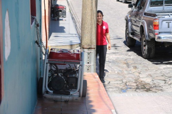 Un apagón de 16 horas sufre el occidental Honduras