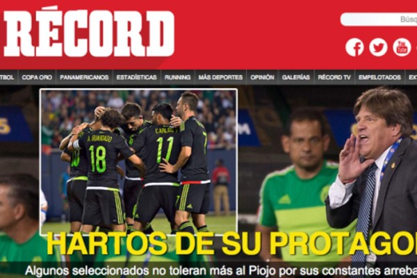 Selección mexicana arremete contra diario Récord por nota falsa