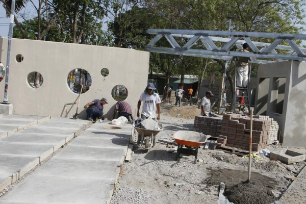En 75% avanzada construcción del parque de Rivera Hernández