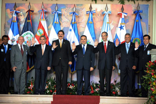 Inicia cumbre centroamericana