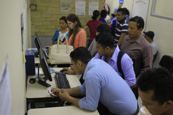 Más de 20 mil empleos habrá en San Pedro Sula por la Navidad